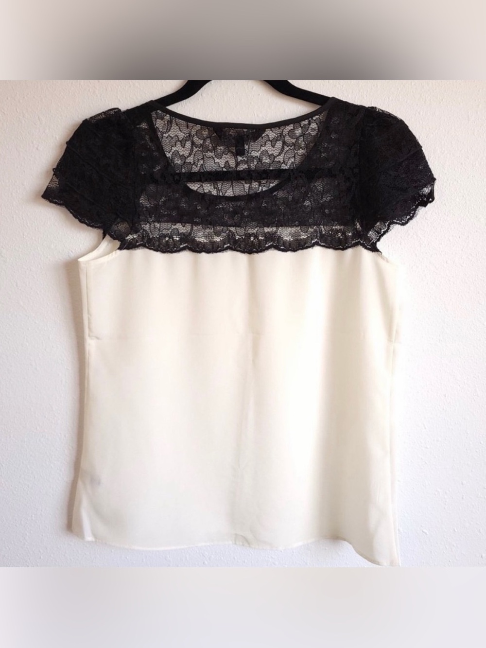 Express Blouse - Picture 2 of 6
